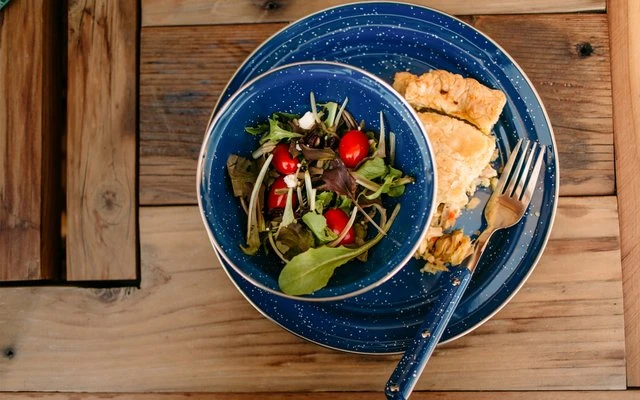 GSI Edelstahl Teller Mit Emaille-Beschichtung 1 GSI Edelstahl Teller Mit Emaille-Beschichtung