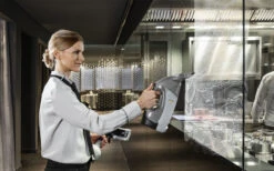 Kärcher WVP 10 ADV EU Fenstersauger Set Inkl. Reinigungszubehör Und Ladegerät (mit 2x Akku) 10 Kärcher WVP 10 ADV EU Fenstersauger Set Inkl. Reinigungszubehör Und Ladegerät (mit 2x Akku) -Dometic Verkäufe 296711 2078730