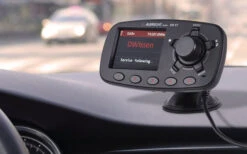 Albrecht DR57 DAB+ Autoradio-Adapter Mit Freisprecheinrichtung