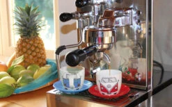 VW Collection T1 Bulli Espresso Tassen Set 2 Stück 100 Ml 6 VW Collection T1 Bulli Espresso Tassen Set 2 Stück 100 Ml -Dometic Verkäufe 386299 2837792