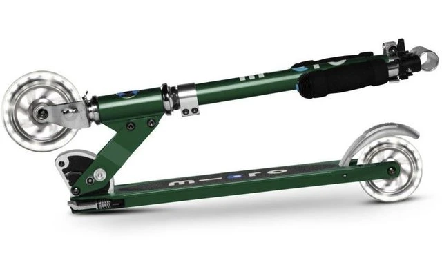 Micro Sprite LED Klappbarer Aluminium Scooter Mit LED-Rollen Wald Grün 1 Micro Sprite LED Klappbarer Aluminium Scooter Mit LED-Rollen Wald Grün