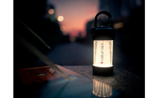 Ledlenser ML4 Laterne Warm Light Schwarz 2 Ledlenser ML4 Laterne Warm Light Schwarz – Bild 2