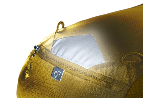 Deuter Race 16 Fahrradrucksack 16 Liter Chestnut Orange 7 Deuter Race 16 Fahrradrucksack 16 Liter Chestnut Orange – Bild 7